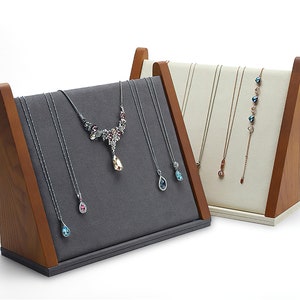 Nacklace display, crafted from solid wood | Necklace display | necklace holder | Showcase your necklaces!