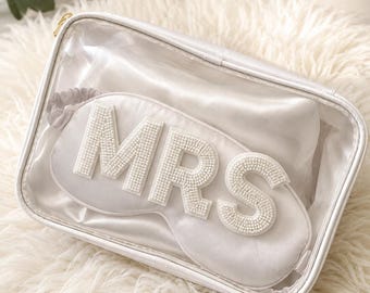 Bride | Mrs White Bag | Makeup Bag | Bride to Be | Gift | Present | Varsity Chenille Patches | Wedding Gift | Toiletry Bag