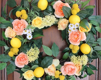 Lemon Wreath with Peach Ranunculus, Billy Bobs, Queen Anne's Lace, Roses & Daisies – Vibrant Lemon Wreath – Spring or Summer Wreath