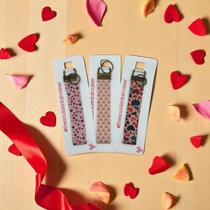 TEACHER APPRECIATION| HEART Wristlet Keychain | Fabric Key Fob | Valentine Gift | Cute Keychain for Her| Handmade Heart Key Fob