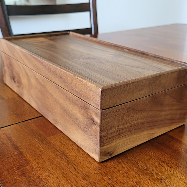 Walnut Keepsake and Jewelry Box - Hand Made