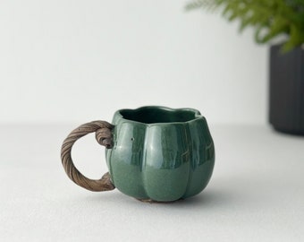 Handmade Ceramic Pumpkin Mug: Retro Green Autumn Cup