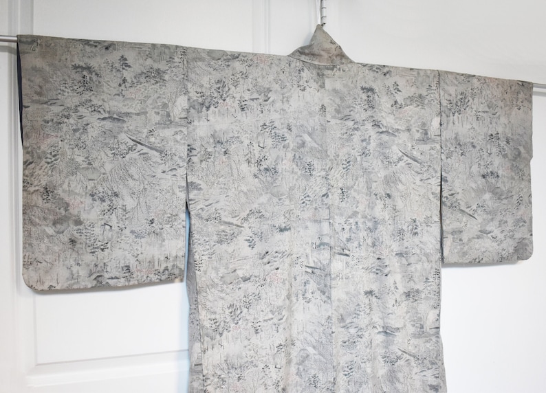 luxury silk robes high quality traditional Japanese kimono for women authentic KOMON kimono Long silver gray silk kimono