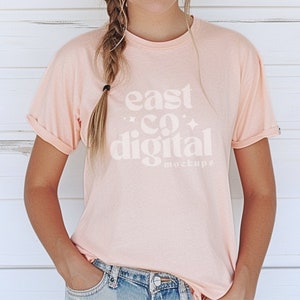 Maqueta de camiseta Bella Canvas 3001 de Heather Peach BC3001 Maqueta de camiseta Bella Canvas Maqueta de camiseta PNG Maqueta de modelo estético simple