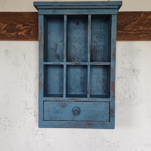 Primitive rustic country wall shelf/curio.