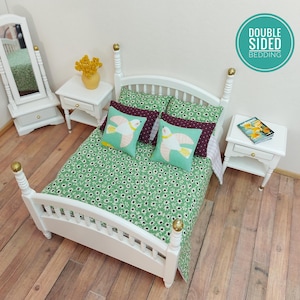 12th scale miniature bedding with double sided cover and cushions, 7 piece dollhouse set
