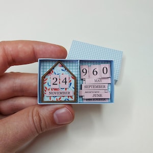 12th scale Dollhouse Miniature Perpetual calendar