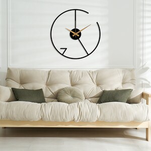 Reloj de pared minimalista moderno, reloj de pared de metal de gran tamaño, reloj de pared moderno y silencioso, decoración única del hogar Boho, Wanduhr, regalo de inauguración de la casa imagen 6