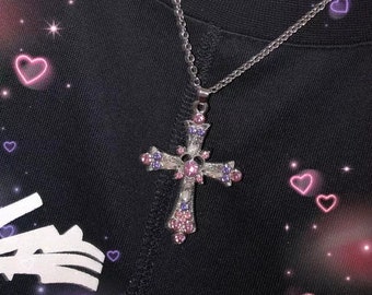 BEAUTIFUL PINK SPARKLING STONE CROSS NECKLACE BRAND NEW GORGEOUS CUTE CHIC BEAUTIFUL PINK SPARKLING STONE CROSS NECKLACE BRAND NEW GORGEOUS CUTE CHIC