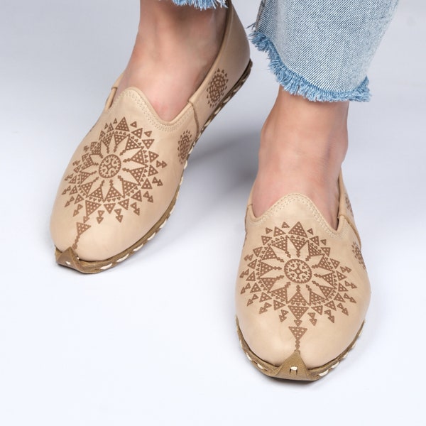 Chaussures Huarache en cuir fabriquées à la main pour femme : confort pieds nus respectueux de l'environnement et chaussures élégantes, cadeau pour elle, cadeau de Saint-Valentin