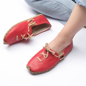 WOMEN RED YEMENI SH0ES - Barefoot Shoes - Thong Yemeni Loafers - Lace Up Sandals - Turkish Yemeni Shoes - Women Spring Shoes - Organic Dye