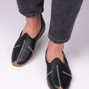 Men's Black Leather Yemeni Loafers – Handmade Turkish Thong Shoes image 3