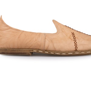 Men's Black Leather Yemeni Loafers – Handmade Turkish Thong Shoes Beige