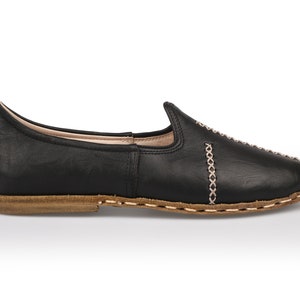 Men's Black Leather Yemeni Loafers – Handmade Turkish Thong Shoes Black