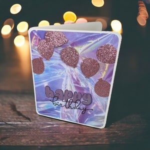 Carte de voeux joyeux anniversaire • Carte d'anniversaire faite main • Ballons scintillants roses • Jolie carte violette à effet 3D • A2 4,25 x 5,5 pouces