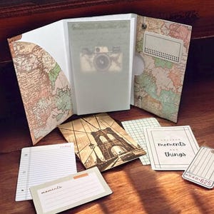 Reise Thema Folio • Handgefertigter Ordner mit Taschen & Einlagen • Vintage Thema Fotoalbum/Journal • Einzigartiges Wanderlust Reisegeschenk A6 4x6”