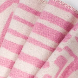 Pure Wool Blanket XL 130x200 cm Obscure Chess Pink. 100% Natural Wool. Warm Luxury Bedspread, Throw Blanket, Bedding, Poncho. Woven in EU image 4