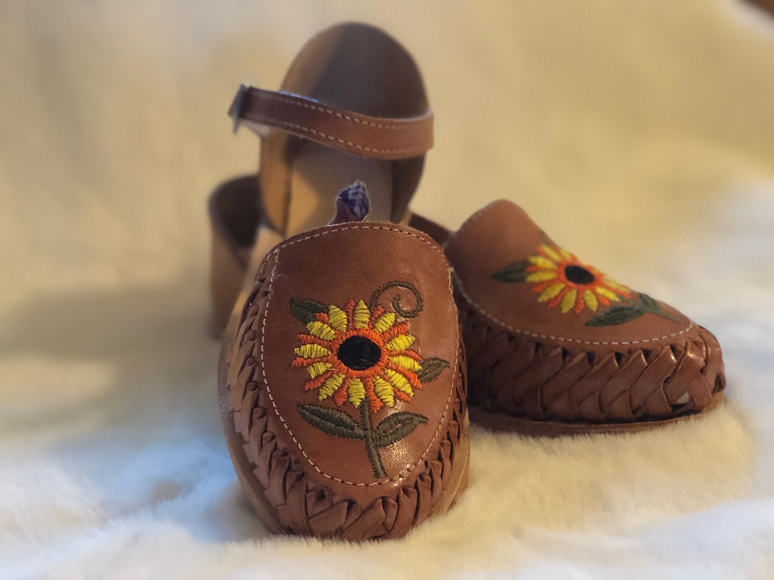 huaraches sunflower