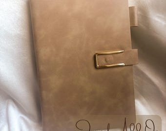 ¡DIARIO ADICIONAL! / Diario devocional cristiano adicional / Diario de estudio bíblico con líneas beige / Diario de fe con cierre magnético