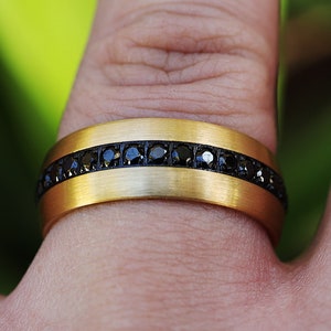 Black Diamond Wedding band, Black Diamond Wedding Ring, Black Yellow Gold Diamond Engagement Ring, Men&#39;s Wedding Band, Black Domed Ring