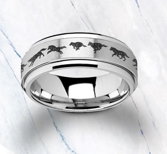 Personalized Laser Engraved Fidget Spinner Ring Running Wolf Scene
