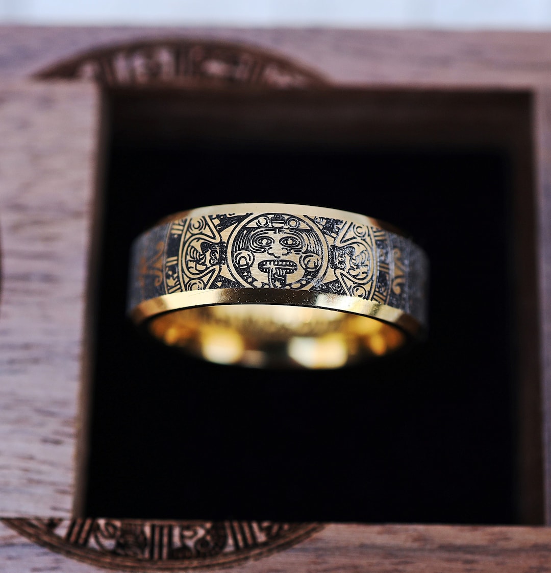 Engraved Aztec Culture Ring + Engraved Aztec Calendar