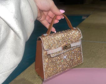 Minibolso adornado con lentejuelas