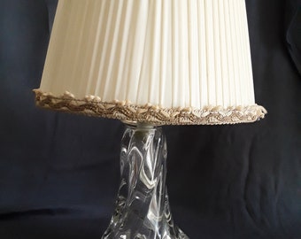 Lampe vintage pied en verre