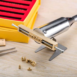 Cualquier fuente: letras personalizadas intercambiables para estampar en relieve, alfabeto, números, hierro para marcar madera, martillo de cuero, herramientas artesanales, varilla de estampado en caliente