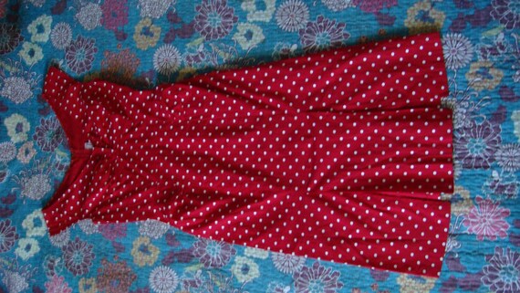rockabilly 1950's polka dots pin up