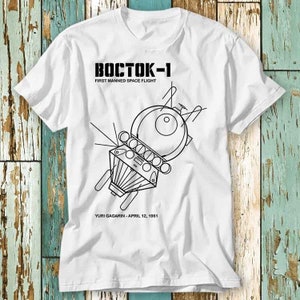 CCCP Boctok 1 USSR Space Yuri Gagarin Interkosmos T Shirt Top Design Unisex Ladies Mens Tee Retro Fashion Vintage Shirt S740