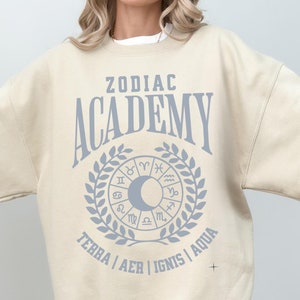 Zodiac ACADEMY Sweatshirt (offiziell lizensiert), Zodiac ACADEMY Merch, Celestial Heirs Band, Professor Lance Orion, Fantasy Reader Sweatshirt
