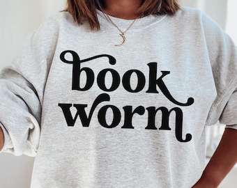 Bookworm Sweater,Just One More Chapter, Reading Sweatshirt, Book Lover Shirt, Librarian Shirts, Teacher Book Shirt Book Lover Gift, Reading