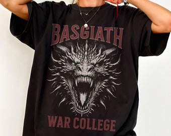 Chemise Basgiath War College (sous licence officielle), chemise de cavalier dragon quatrième aile, Fantasy Bookish Merch, Rebecca Yarros, tshirt War College