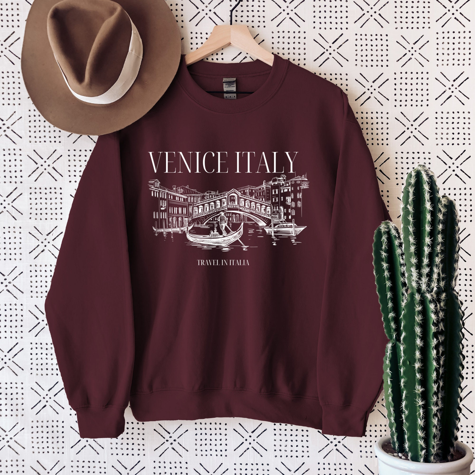 Discover Venice Italy Sweater, Venice Travel Sweater, Italy Sweater, Rome Sweatshirt, Comfy Womens Sweater, Italia Crewneck, Love Italy Sweater