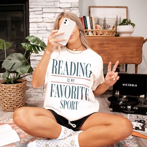 Vintage Reading Shirt, Bookish Shirt, Book Reader Gift, Reading Teacher Gift, Bookworm Tee, Librarian Shirt, Booklover Gift, Reading sport