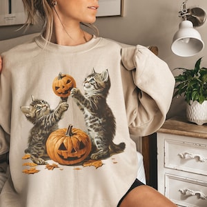 Vintage 90s Cat Halloween Sweatshirt, Retro Halloween Shirt, Spooky Season Sweater, Pumpkin Shirt, Cat Lover Shirt, Black Cat, Spooky Season