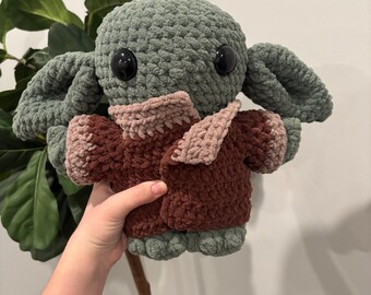 Yoda au crochet en manteau amovible
