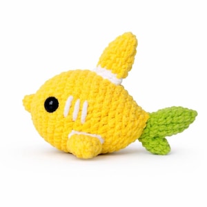Lemon Shark Crochet Pun Pattern – Amigurumi Ocean Plush Toy PDF (Beginner Friendly)