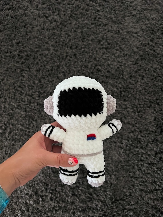 Little Astronaut Plush Amigurumi Crochet Pattern PDF - Instant Download