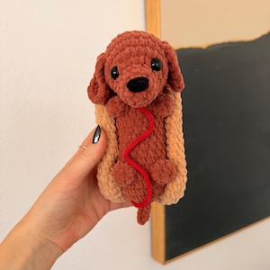 Hotdog-haakpatroon pdf, patroon teckel amigurumi, haakpatroon grappige hond, pluche voedselwoordspeling, haakpatroon voor beginners, haakpatroon voor beginners afbeelding 11