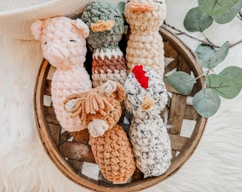 Highland Cow Baby Rattle, Mallard Duck Baby Rattle, Farm Animal Toy, Pig Baby Girl Gift, Western Baby Gift, Chicken Nursery Decor