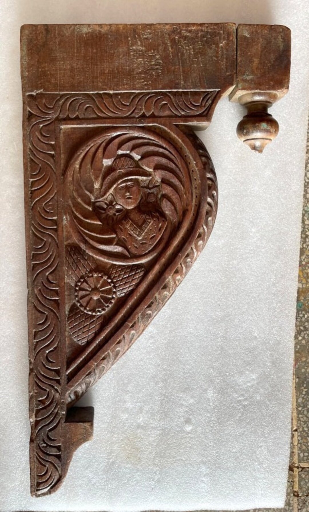 Antique Old Wood Corner Bracket Hand Carved British King and Queen Work ...
