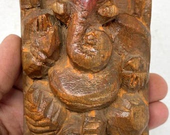 ガネーシャ像 手彫り ヴィンテージの手彫り木製ガネーシャ像：豊かな緑青のインド美術