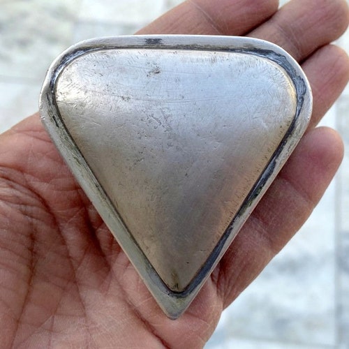 Old Antique Original shops Fine Silver Heart Shaped KumKum Tikka Box Rare Mughal Islamic Box Home Decor