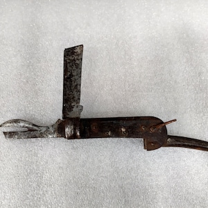 Vintage Old Rare Hand Crafted Iron Folding Multiple Blade Knife Collectible