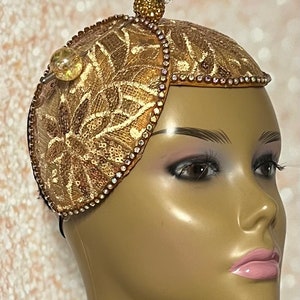 Demi-chapeau bibi en dentelle dorée, mariage, église, goûters et autres occasions spéciales Hat Pin Only