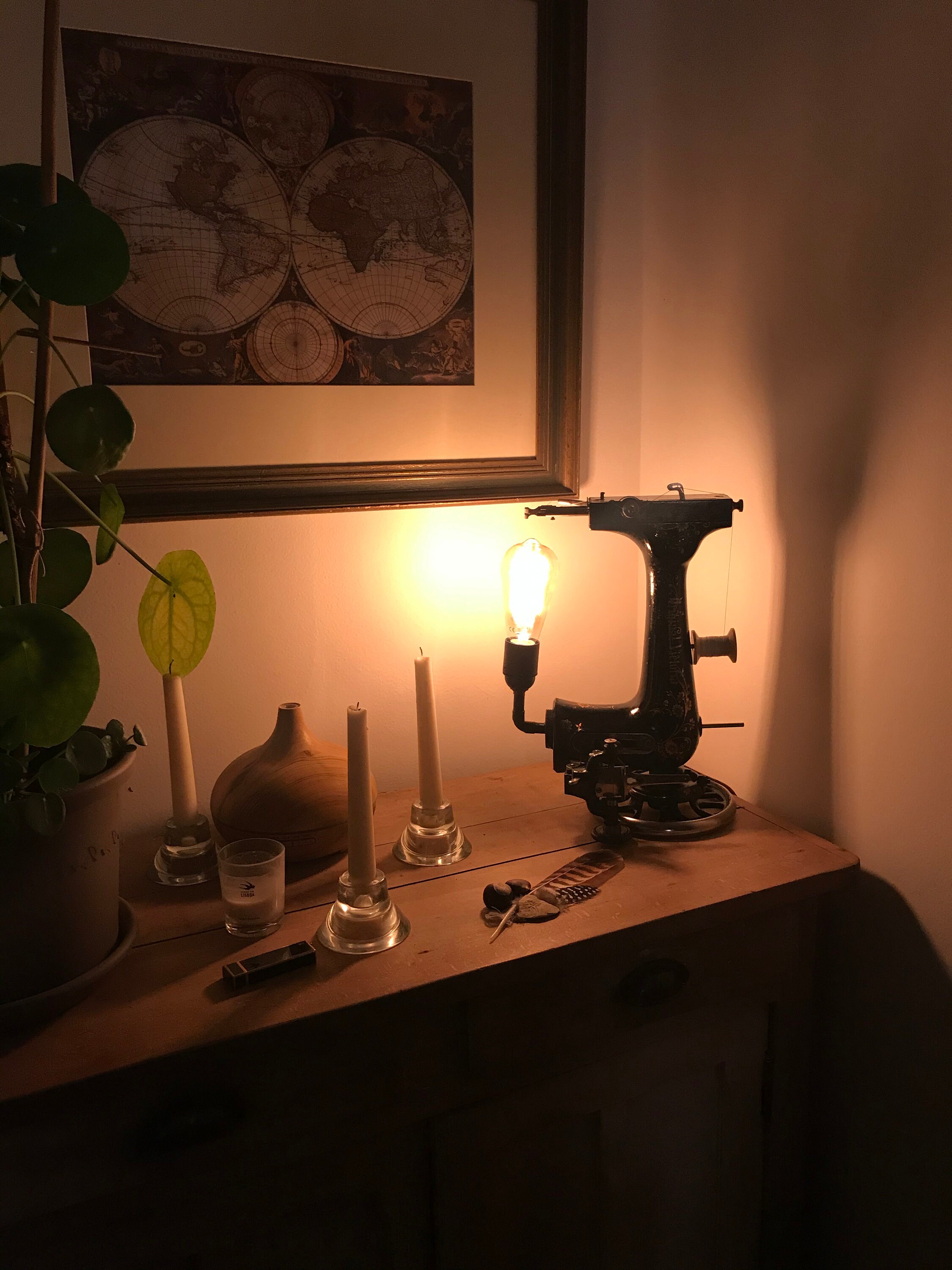 Singer old vintage sewing machine lamp Rose lamp Etsy