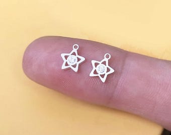 Dije de estrella pequeña de plata de ley 925 de 6,6 mm con circonita cúbica de 2 mm
