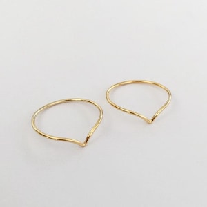 1mm 14K Gold Filled Chevron Ring, Midi Ring, V-Shape Ring, Midi V Ring, Minimal, Bulk, Wholesale, Made in USA